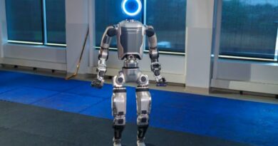  Boston Dynamics anunció el nuevo robot humanoide.  El nuevo Atlas es increíble.
